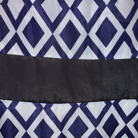 Beautiful Light Maxi Dress - Picture 2 of 4